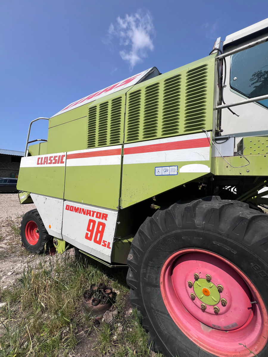 Combina Claas Dominator 98 SL foto 1
