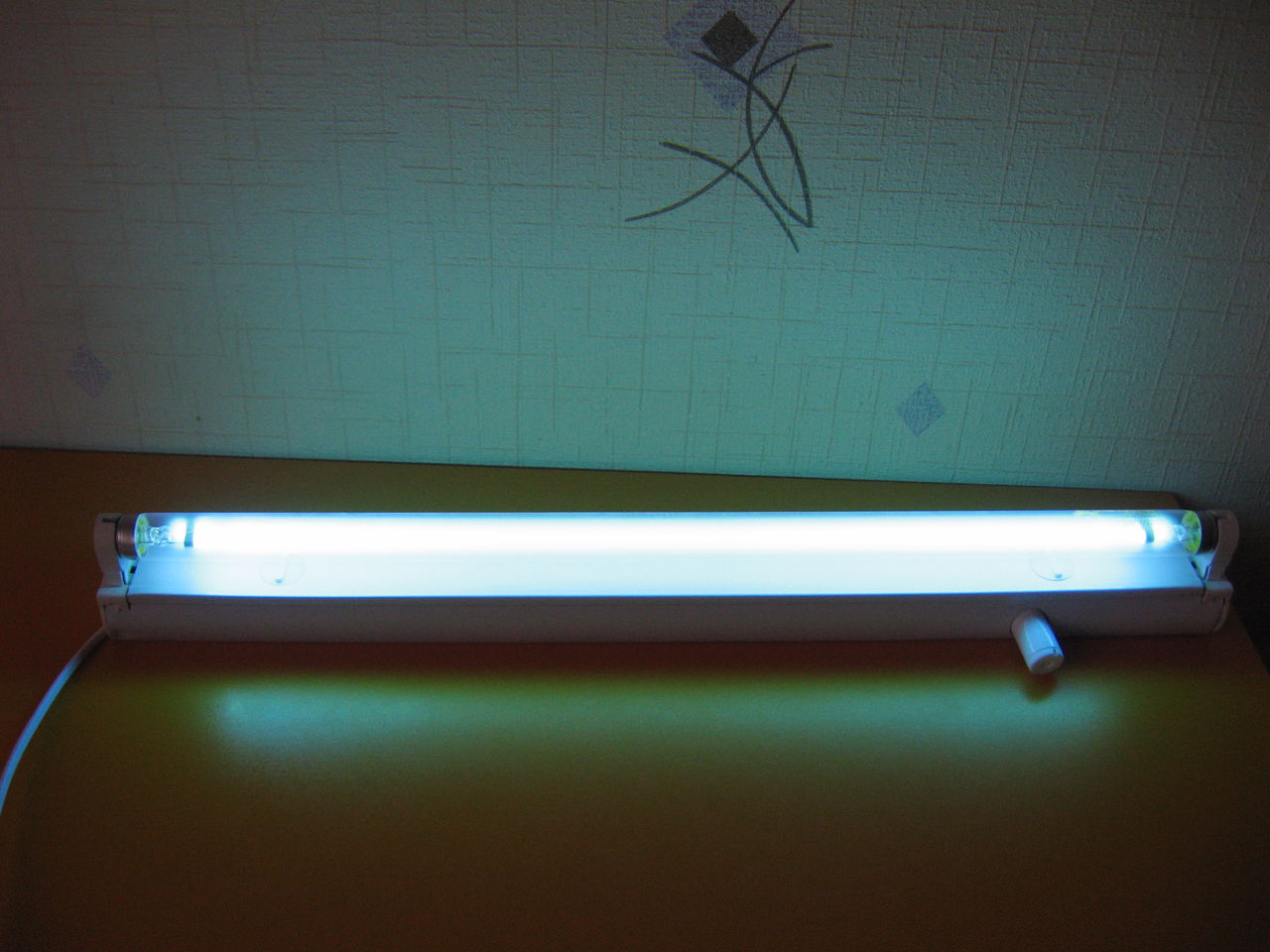 Бактерицидная кварцевая лампа передвижная с 6 лампами