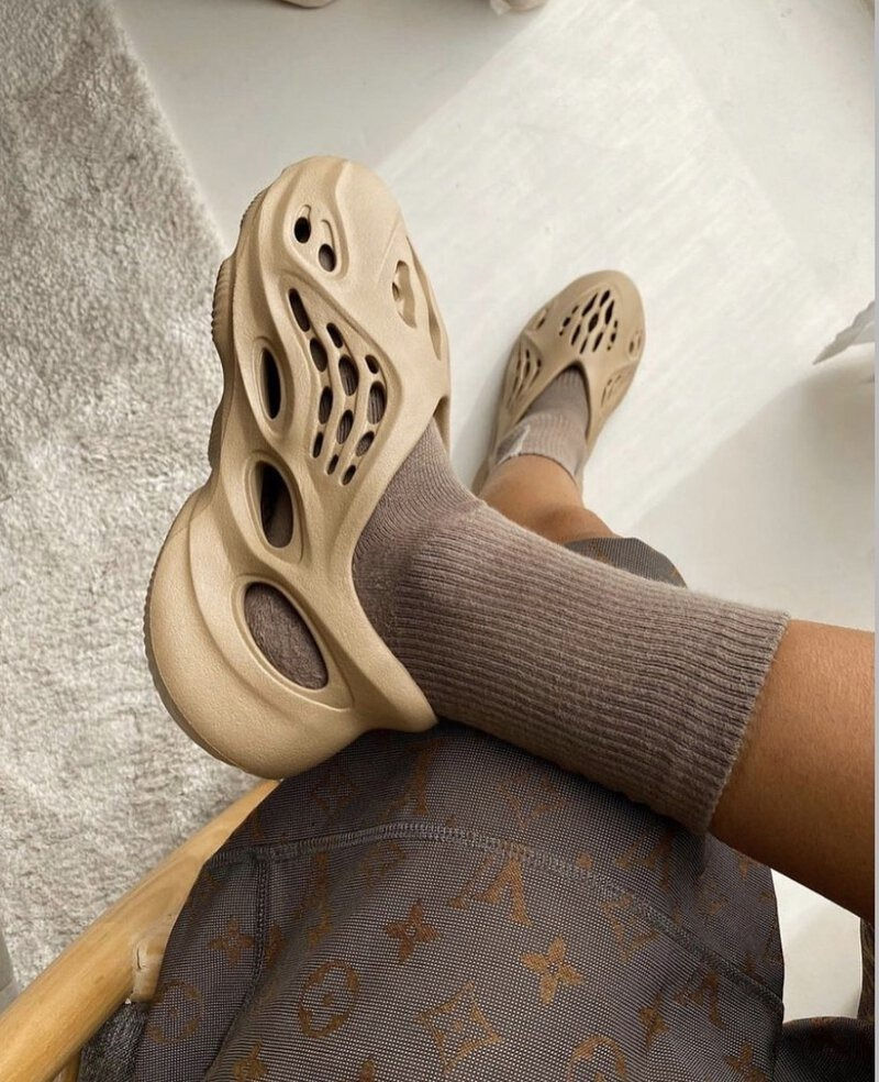 Adidas Yeezy Foam Rnnr / 100% Originali  Pe Loc Chisinau ! foto 1