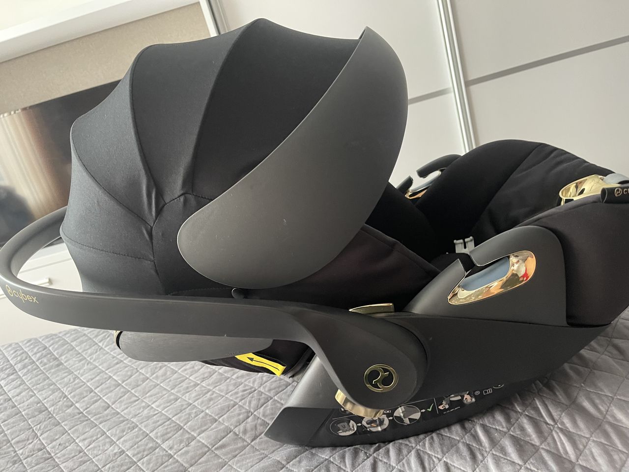 Автокресло Cybex cloud z i size почти новое