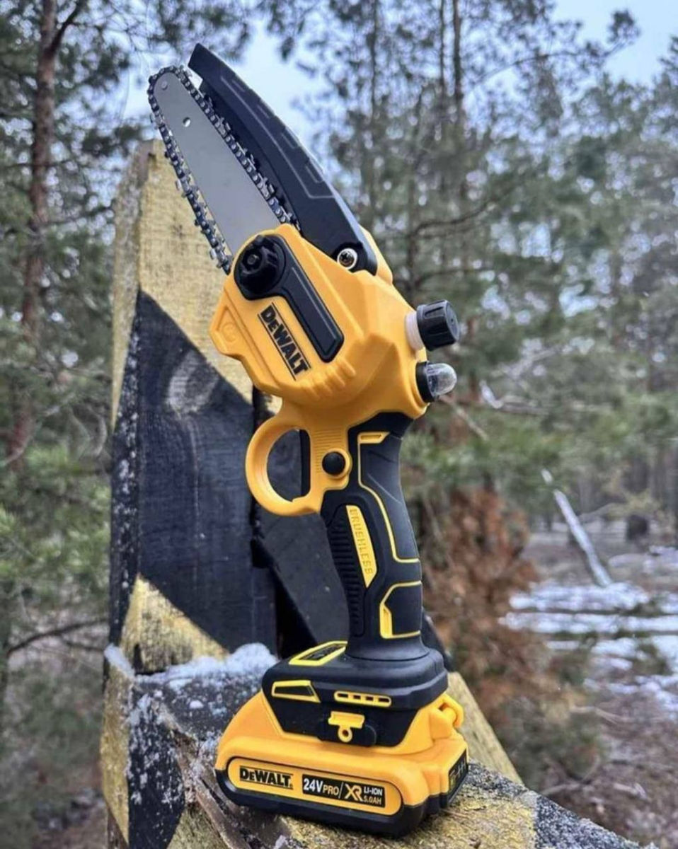 Ferestrau cu ulei pe o mână DeWalt 24v 5ah foto 0