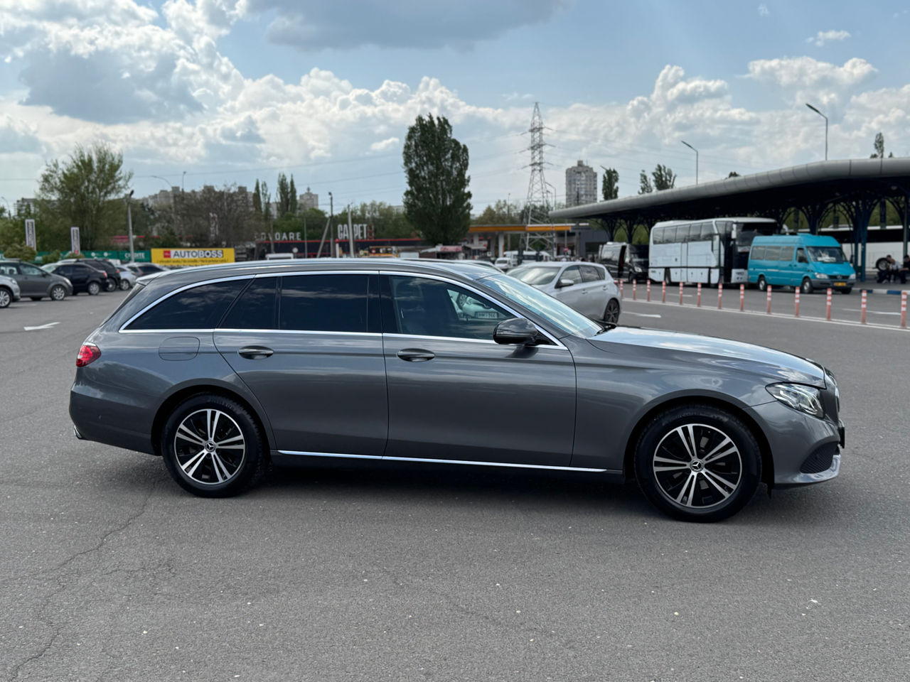 Mercedes E-Class фото 3