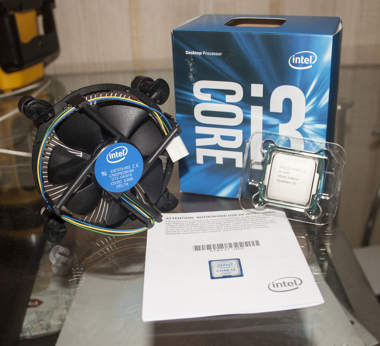 Intel Core i3 6300 BOX (с куллером) 3,80 GHz