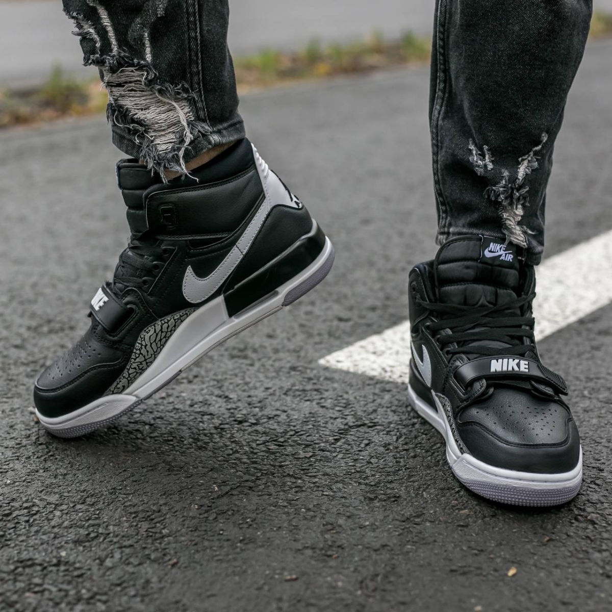 Nike Air Jordan Legacy Black/White foto 5