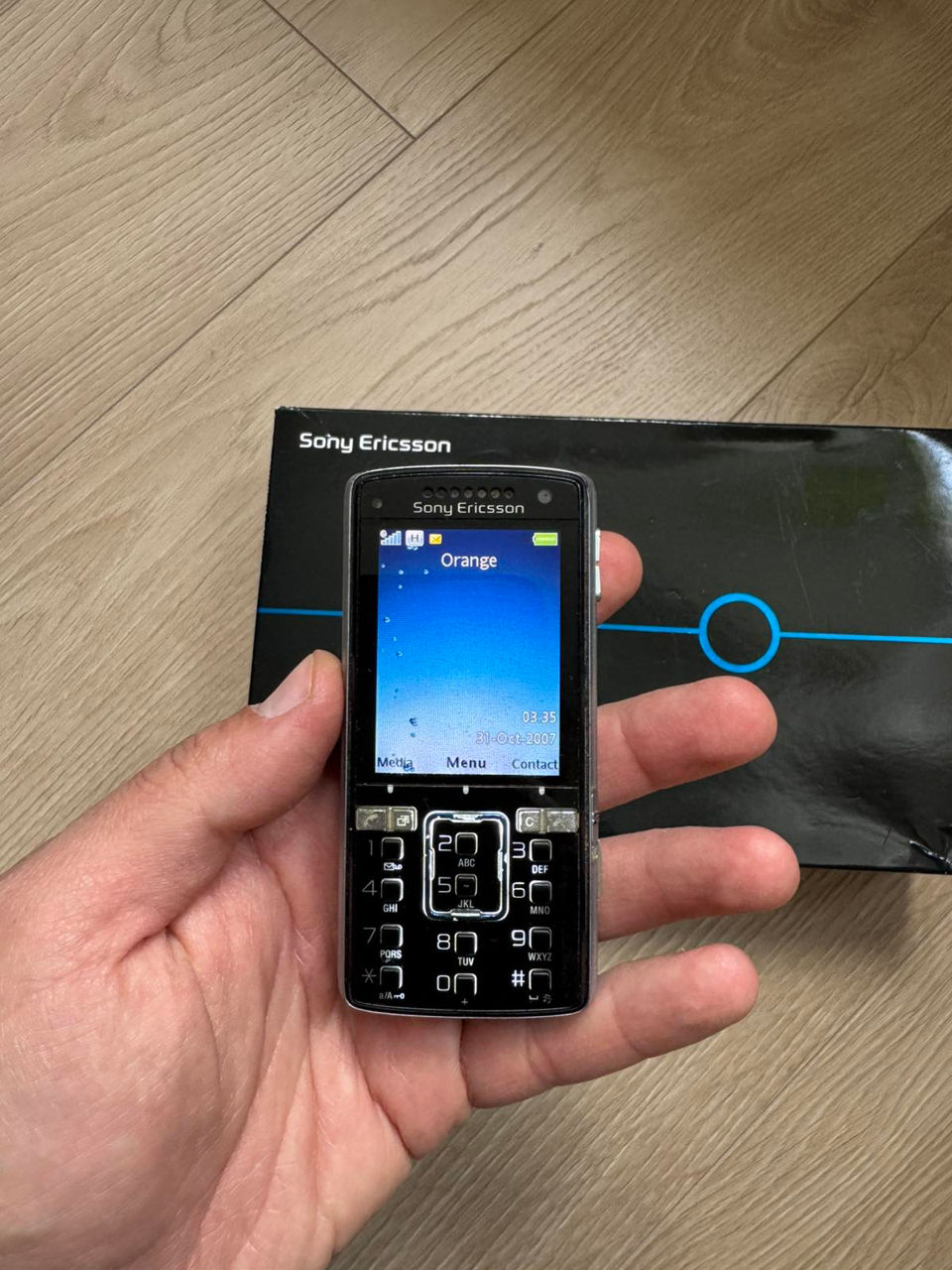 Sony Ericsson K850i фото 2