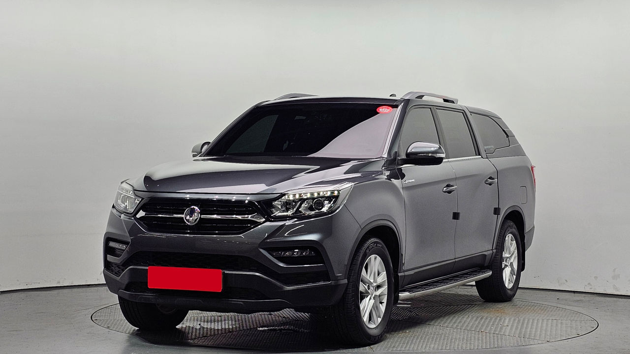 Ssangyong Rexton фото 0