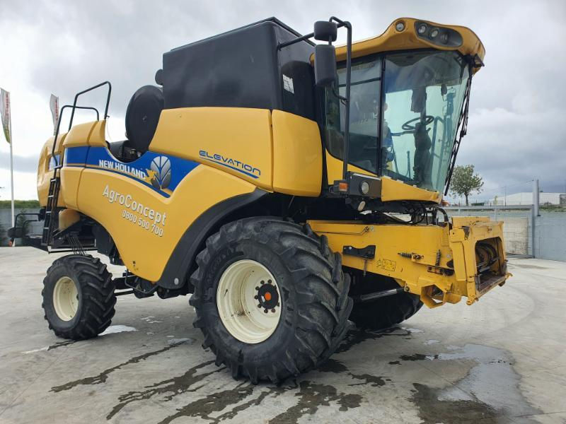 New Holland foto 0