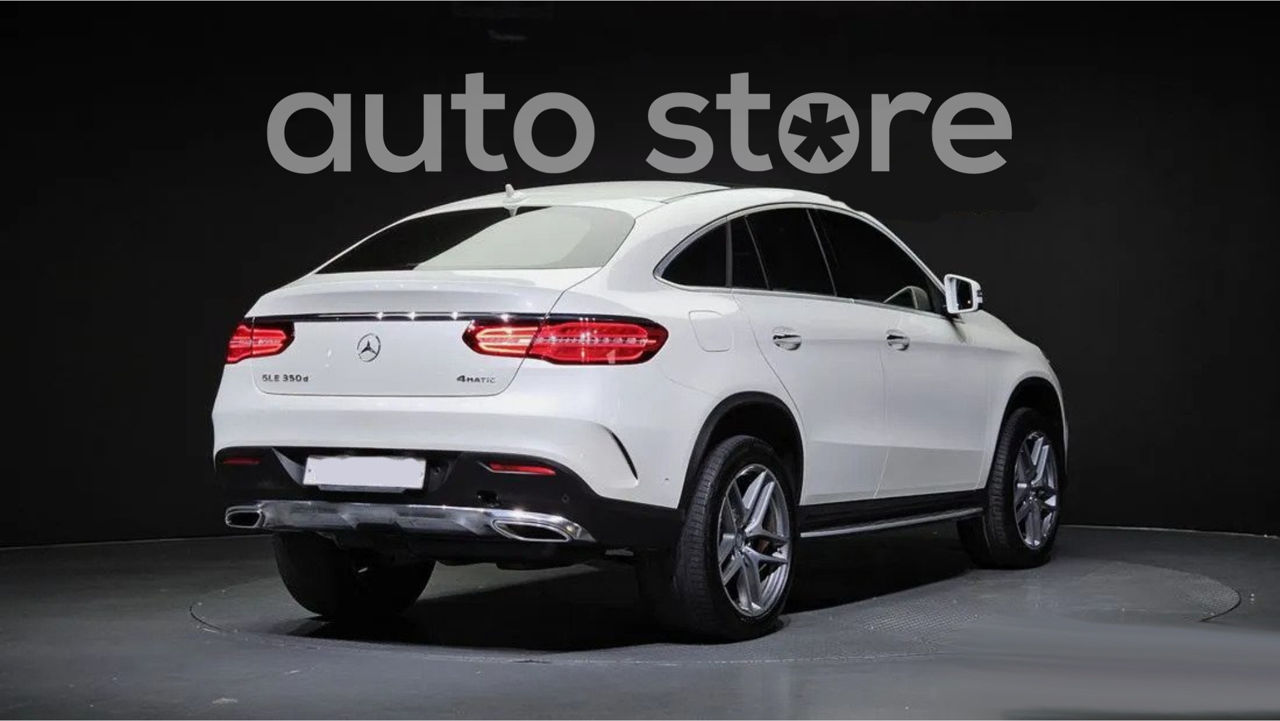 Mercedes GLE Coupe foto 0