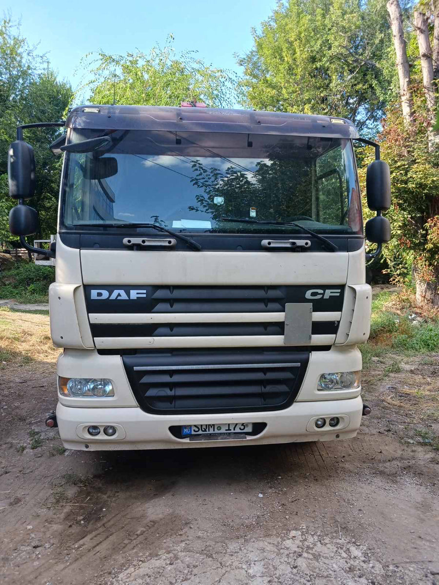 Daf CF85.360, Fassi 175 foto 2