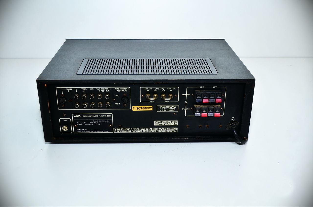 Vintage aiwa 8300 stereo integrated amplifier  с фонокорректором mm фото 6