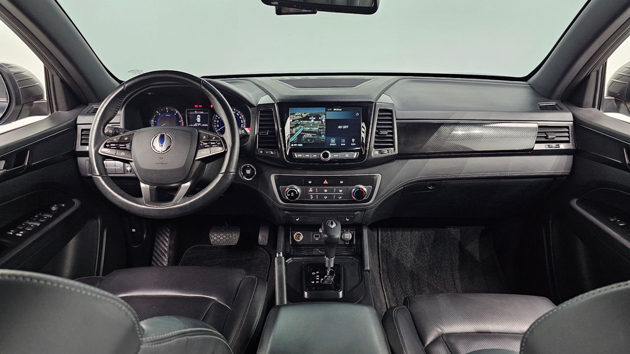 Ssangyong Rexton фото 6