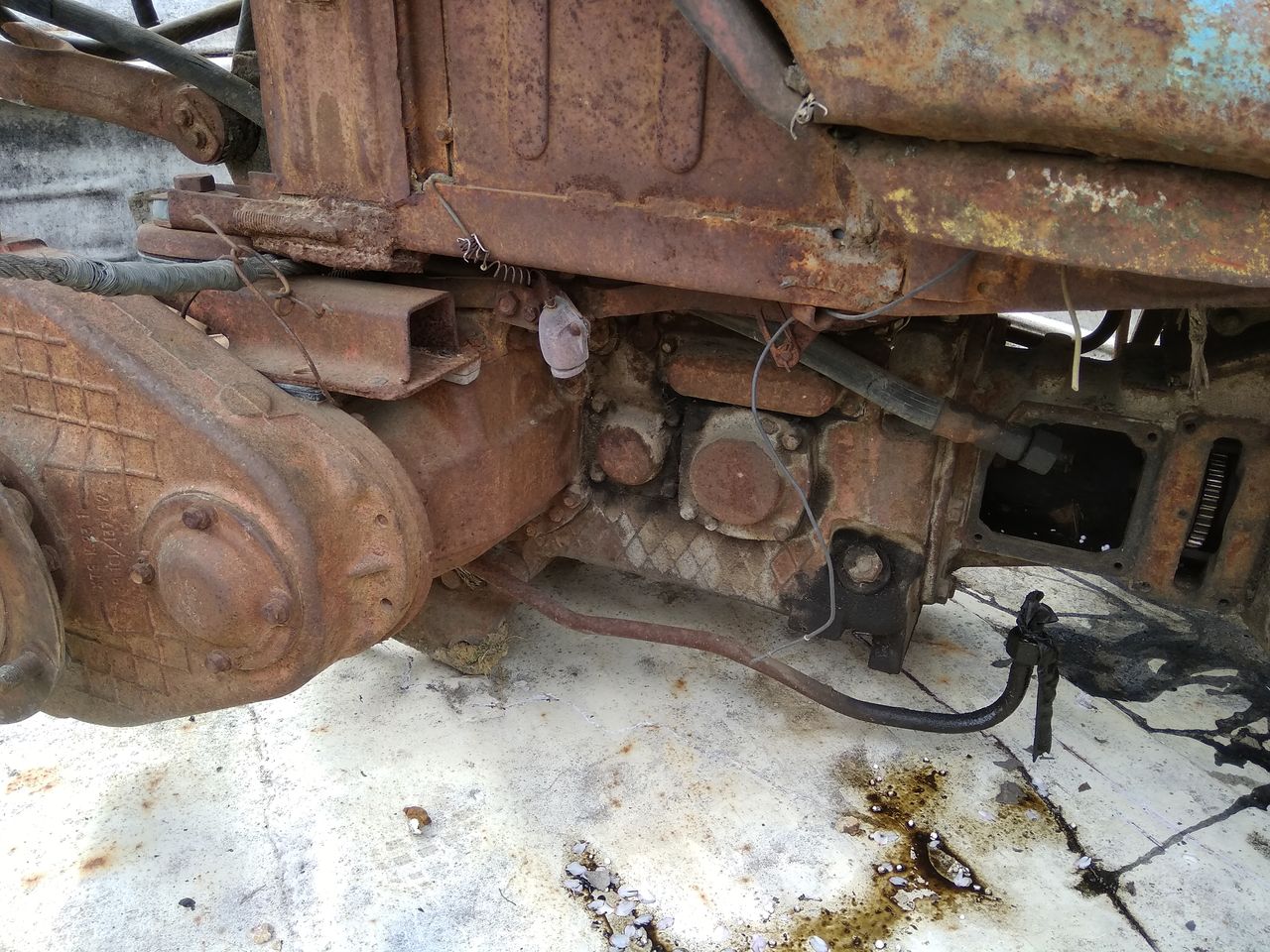 Piese t 25