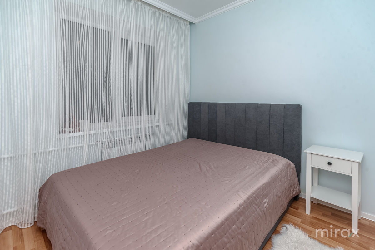 Apartament cu 4 camere, 91 m², Centru, Chișinău foto 5