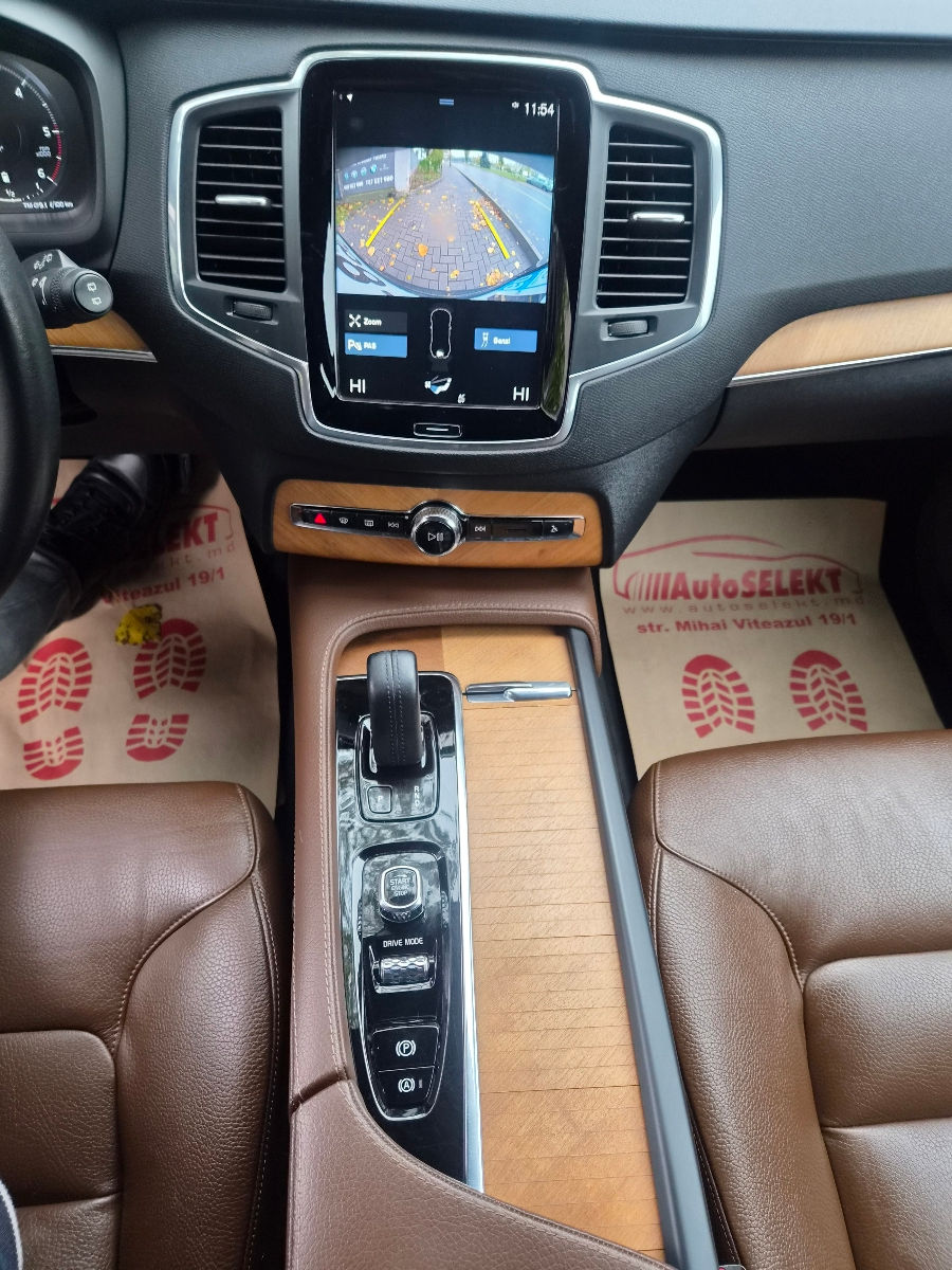 Volvo XC90 2020 photo 14
