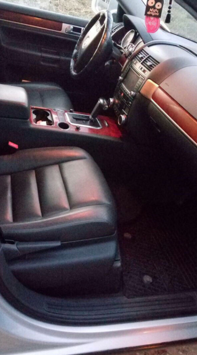 Volkswagen Touareg foto 2