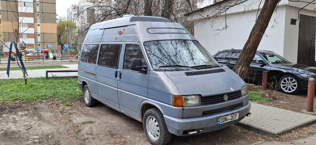 Volkswagen T4 foto 2