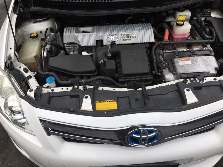Vand piese pu toyota auris 2011 1.8 hybrid foto 2