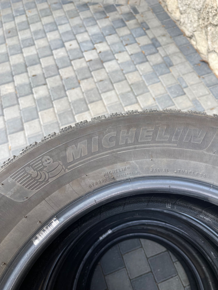 Cauciucuri iarnă michelin 215/65/r16 foto 3