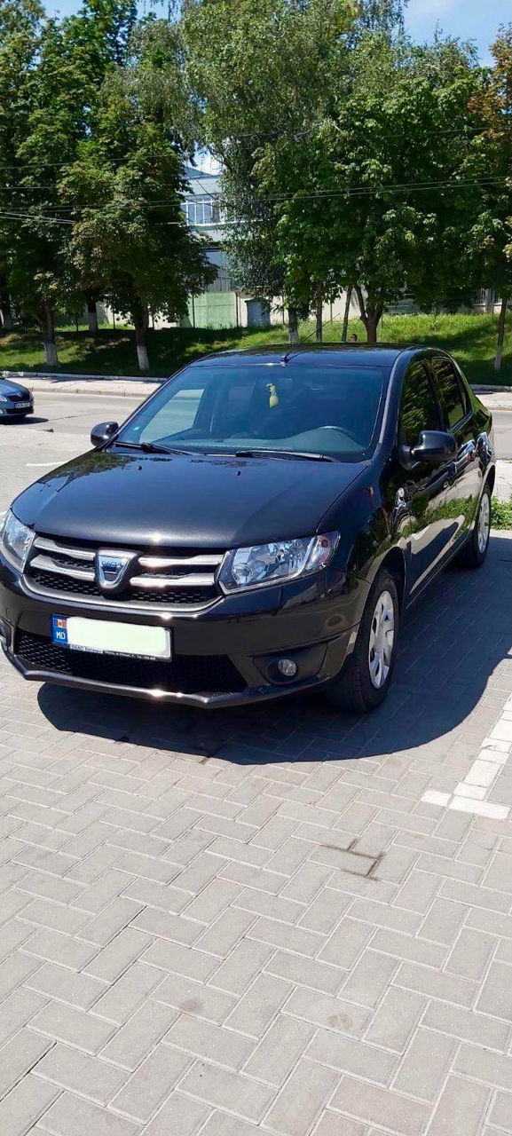 Dacia Logan foto 1