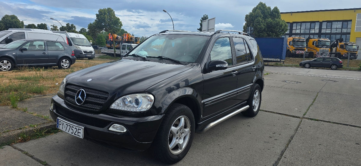 Mercedes M-Class фото 0