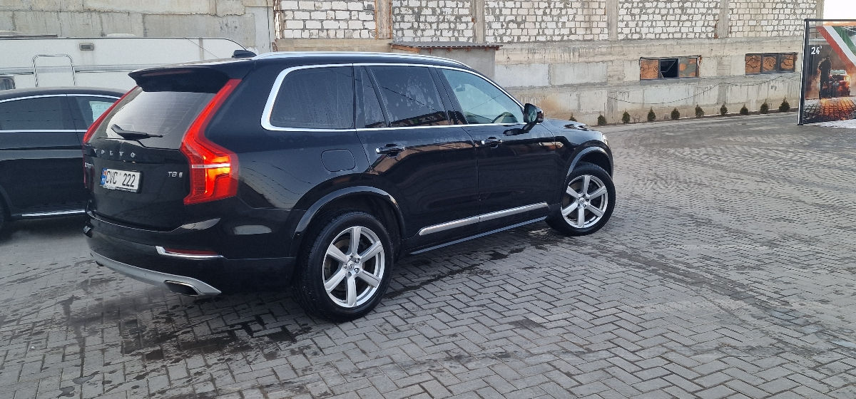 Volvo XC90 foto 2