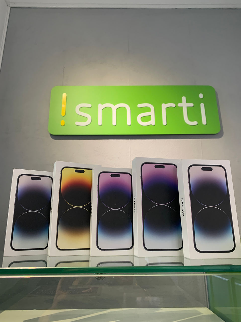 Smarti md - Apple iPhone , telefoane noi cu garanție , Credit 0% ! foto 1