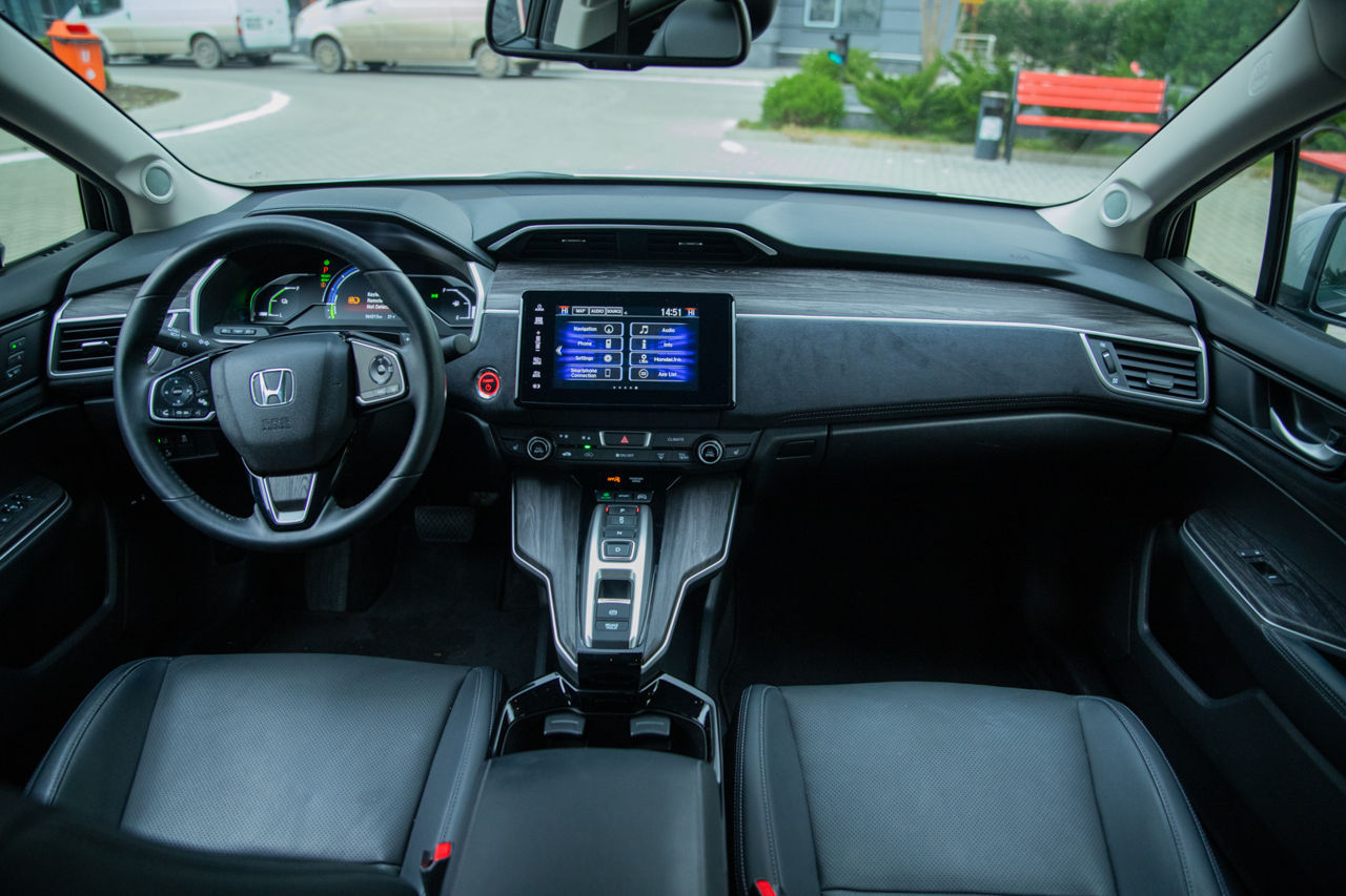 Honda Clarity фото 6