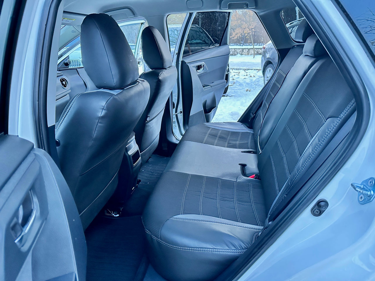 Toyota Auris foto 11