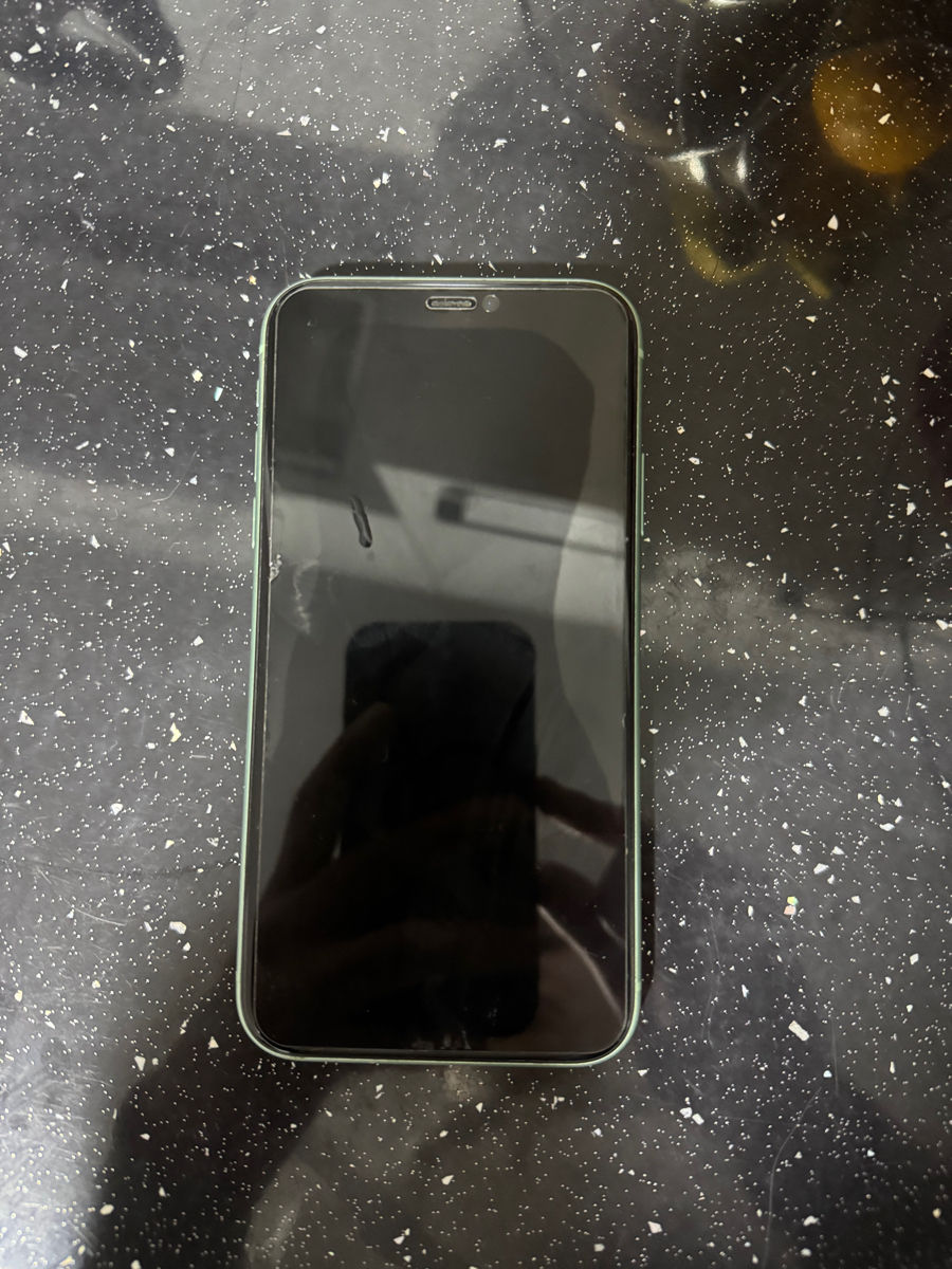 iPhone 11 128gb foto 1