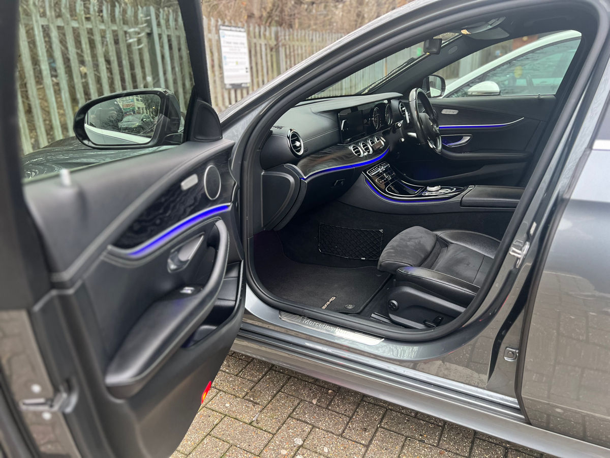Mercedes E-Class foto 6
