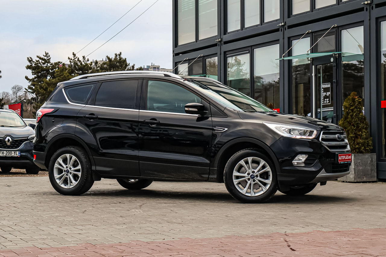 Ford Kuga foto 3