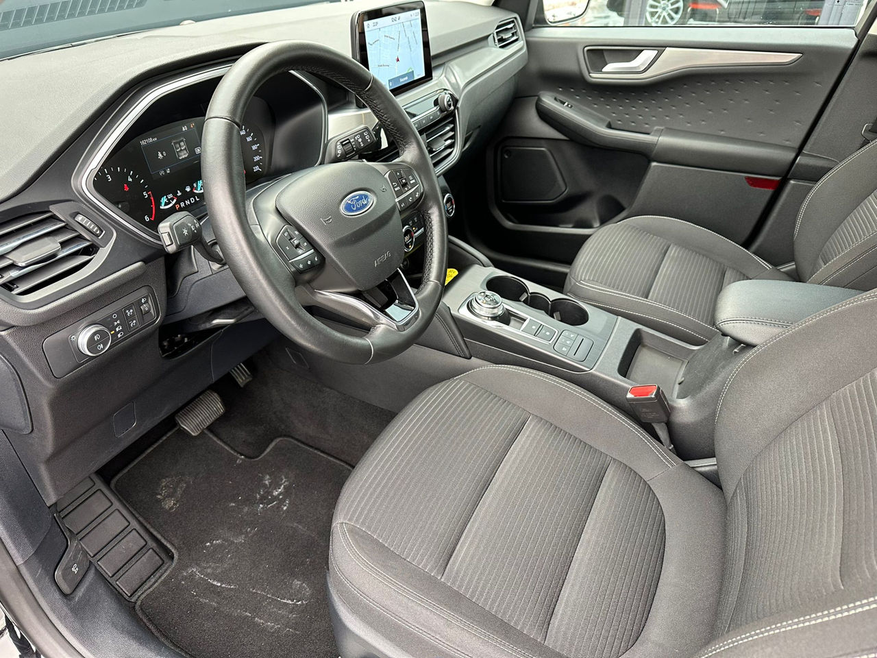 Ford Kuga foto 16