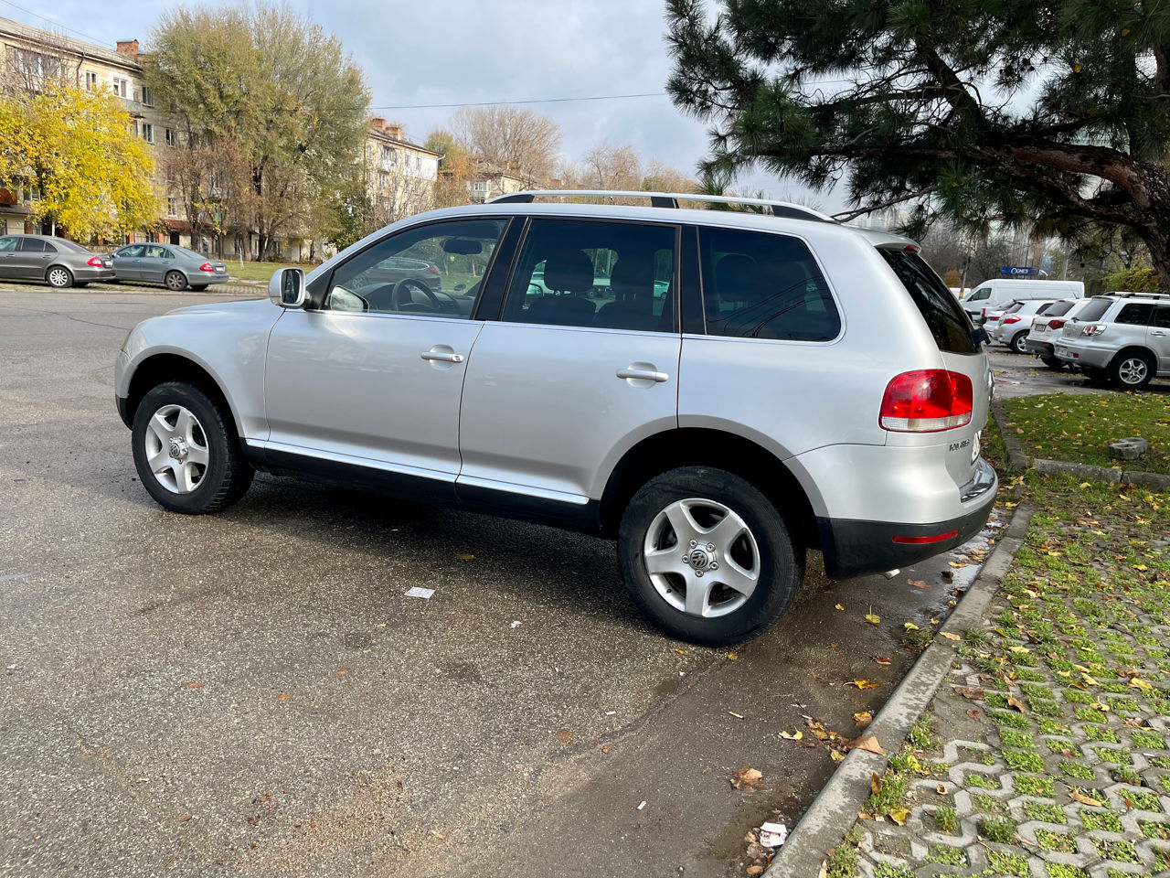 Volkswagen Touareg foto 3