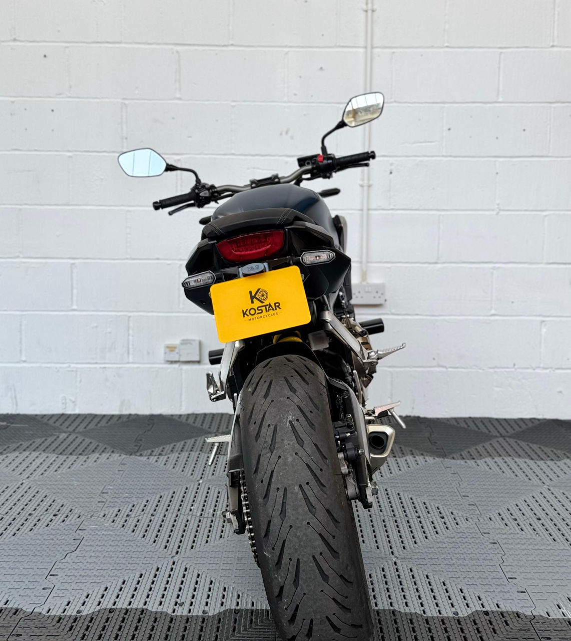 Honda CB650R foto 2