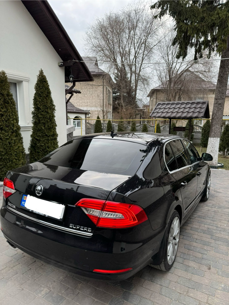 Skoda Superb foto 8