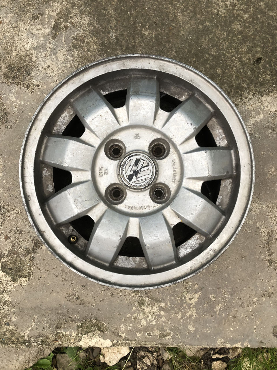 R13