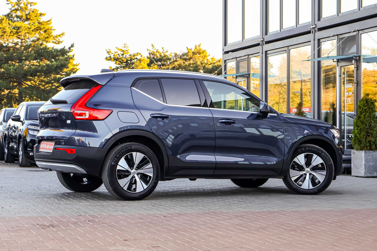 Volvo XC40 foto 1