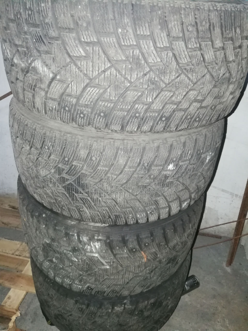 r20 315/35 2buk 275/40r20 2buk raznasirokie 90 protector