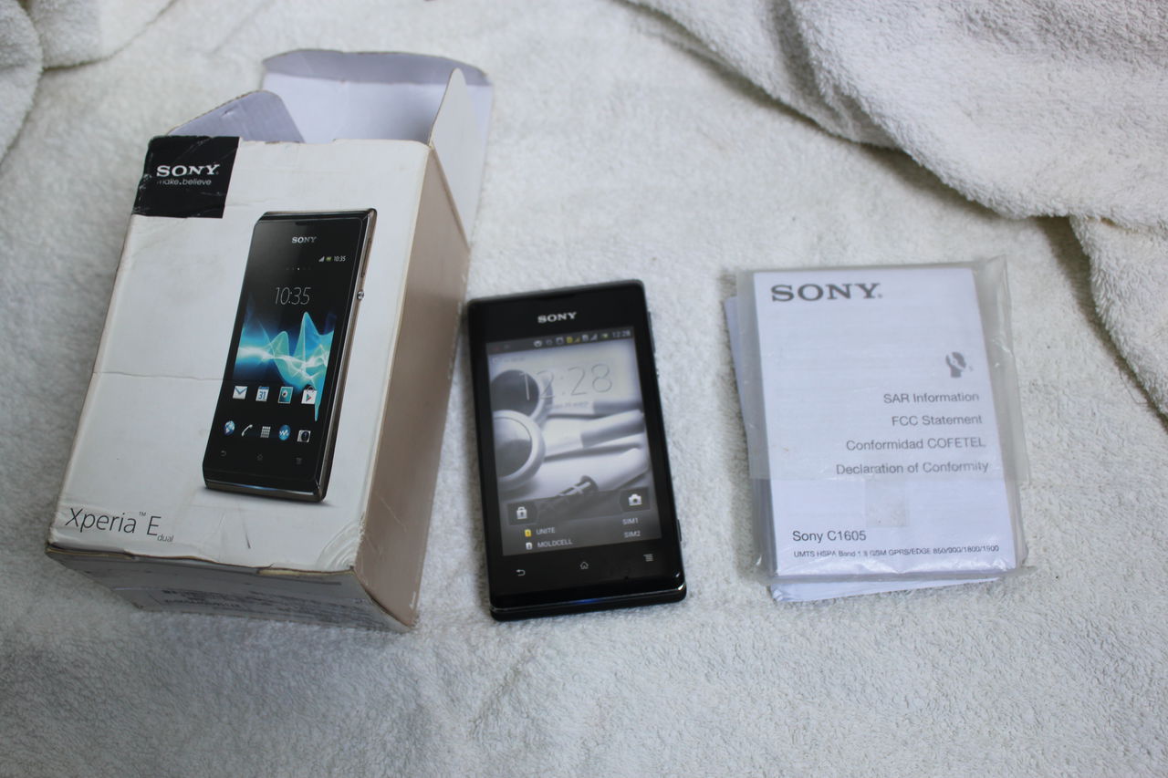 Sony Xperia E Dual 1300 лей