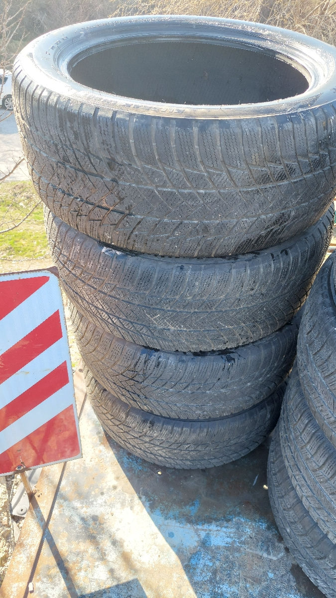 275/45 R20 фото 1