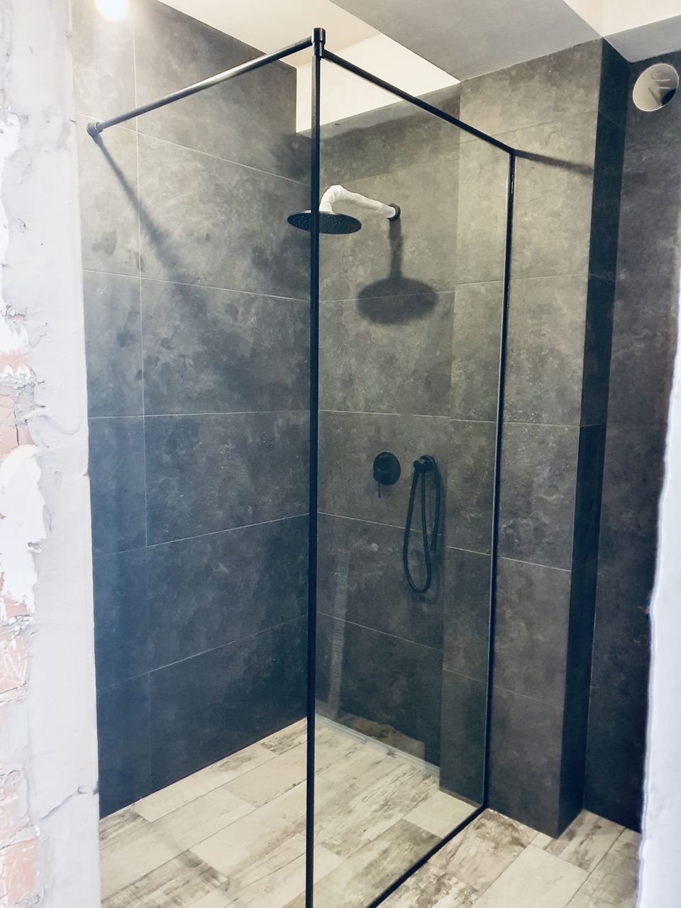 Душевые перегородки в стиле loft foto 3