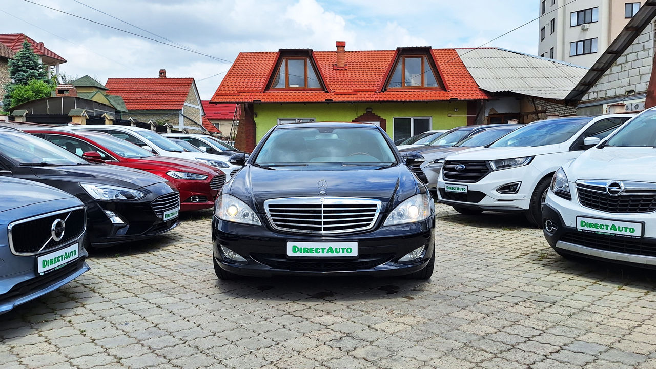 Mercedes S-Class foto 2