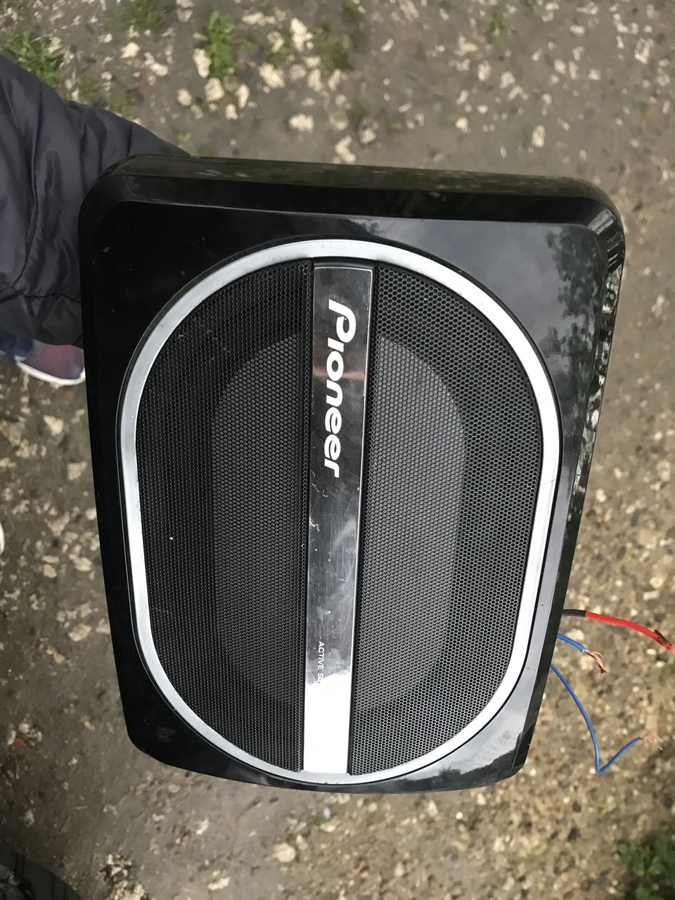 Pioneer под сидение авто