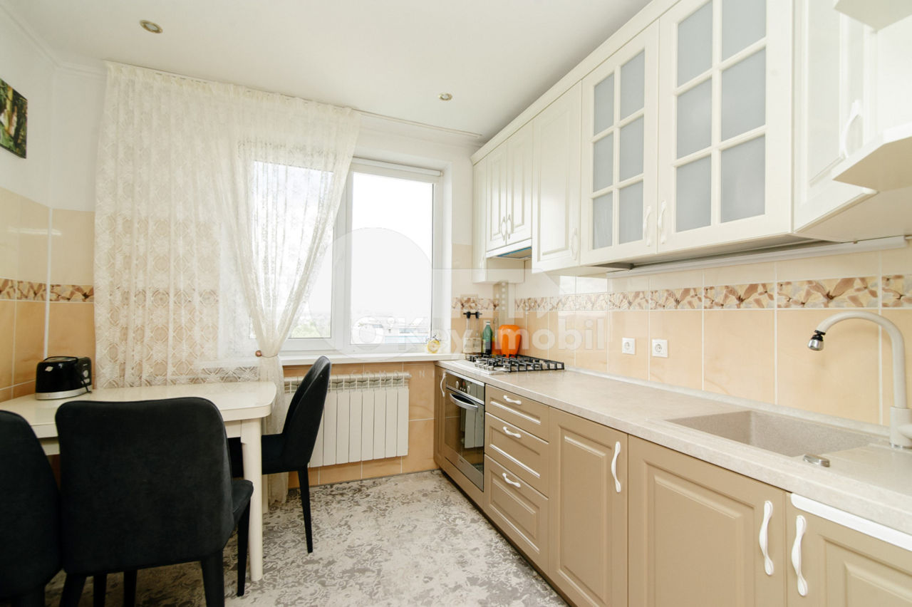 Apartament cu 4 camere, 100 m², Ciocana, Chișinău foto 5