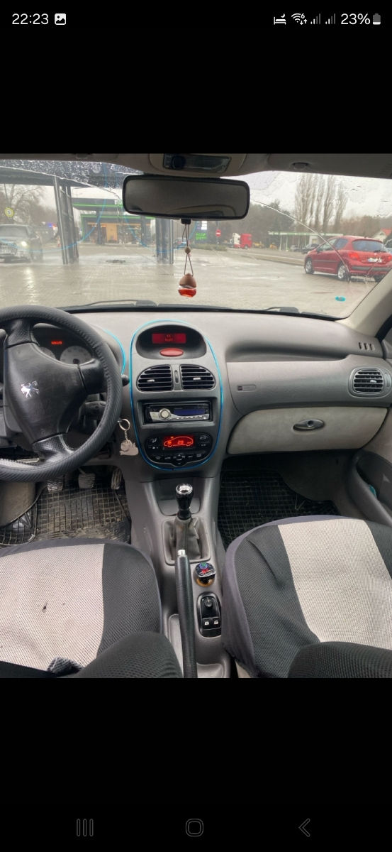 Peugeot 206 foto 8