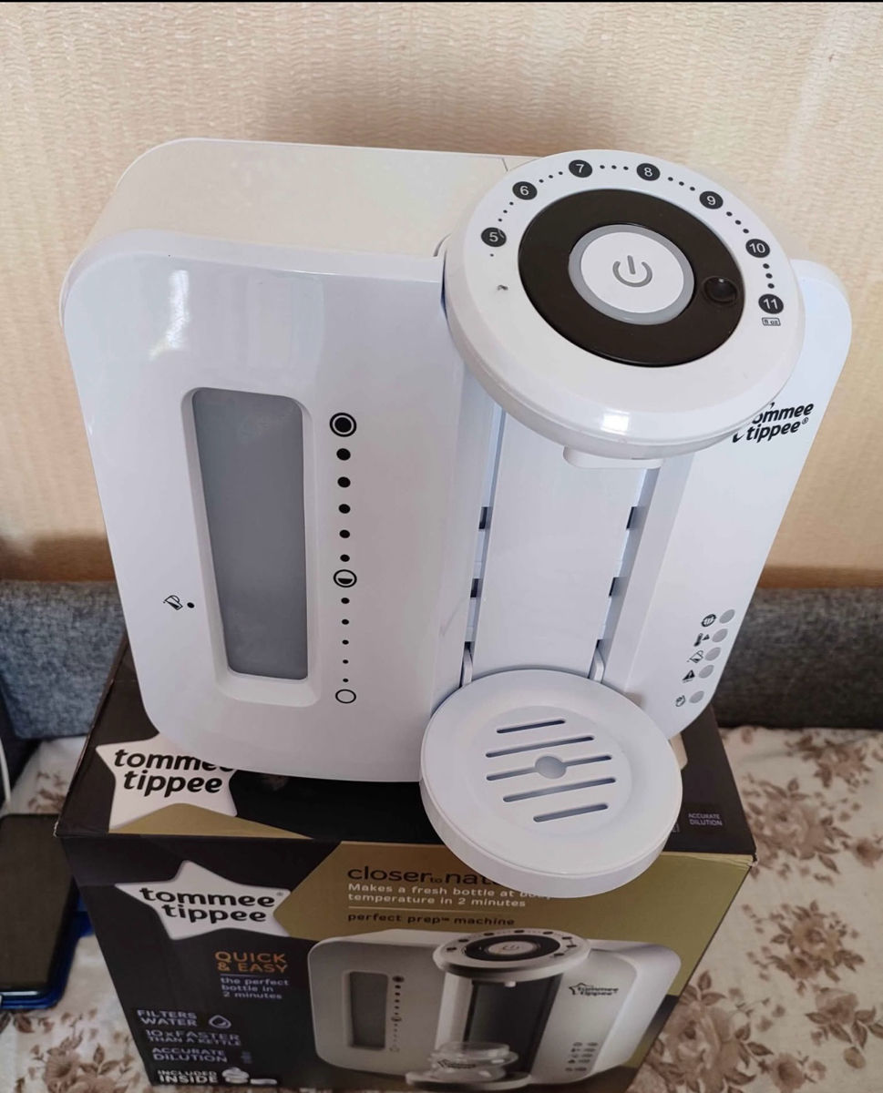 Aparat pentru pregatirea formulei de lapte praf Tommee Tippee Perfect Prep, Alb foto 1
