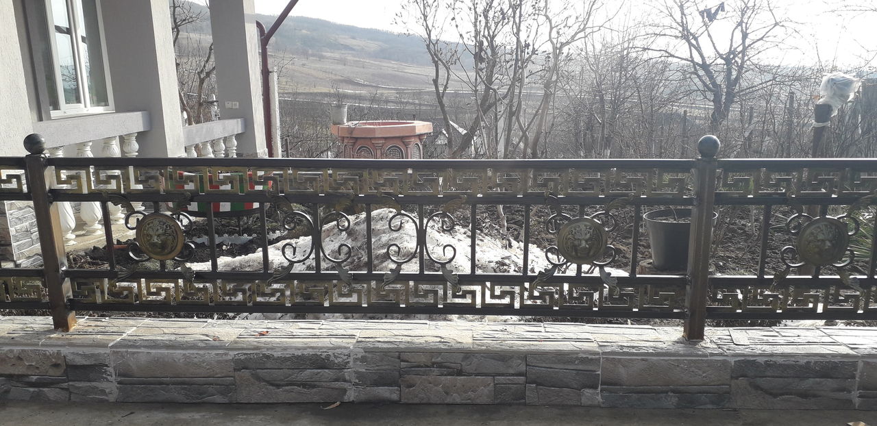 Fabricăm și montăm la comanda gratii la ferestre de la 700 lei m2 balustrade de la 600 lei m фото 5