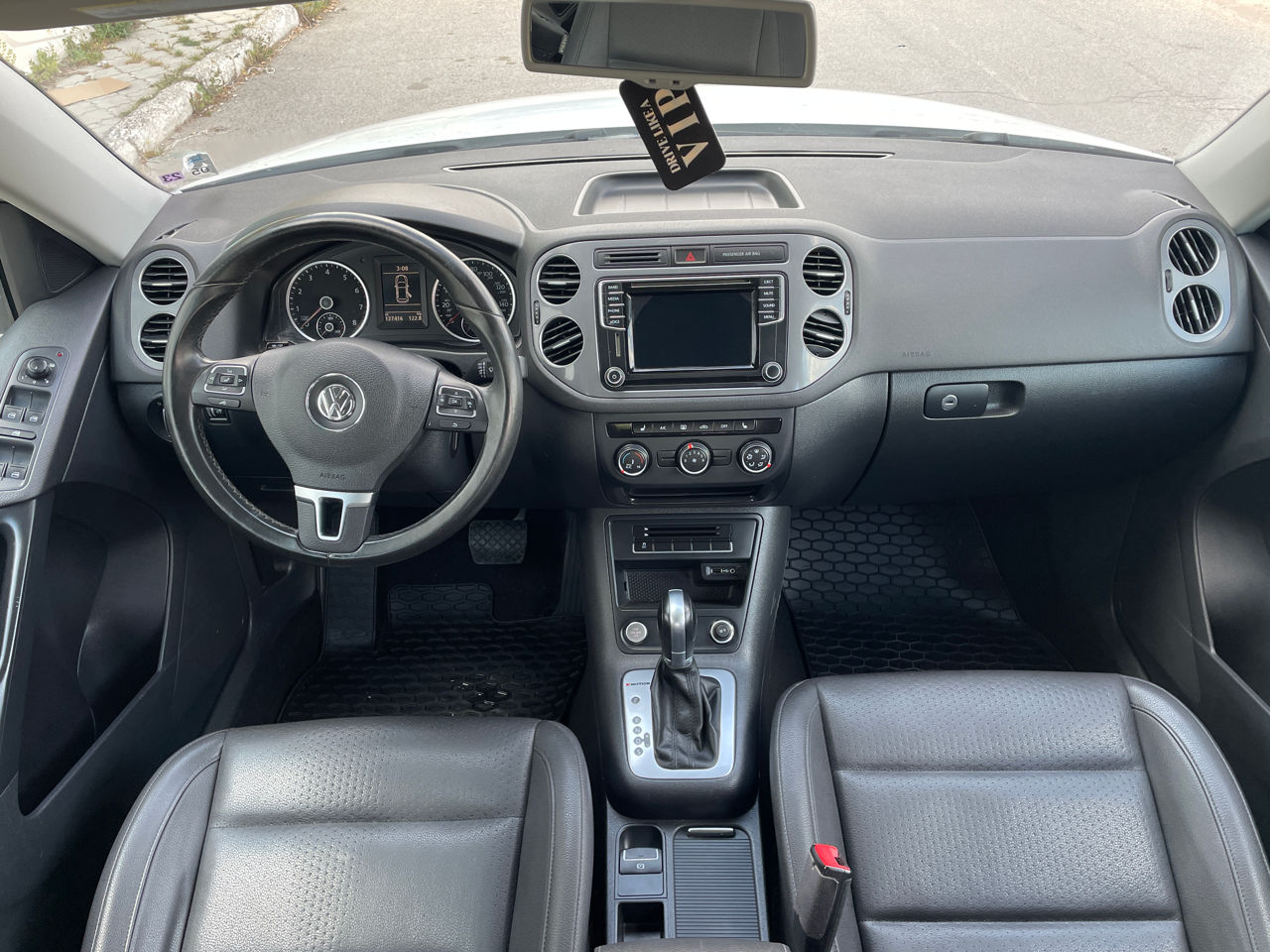 Volkswagen Tiguan foto 7