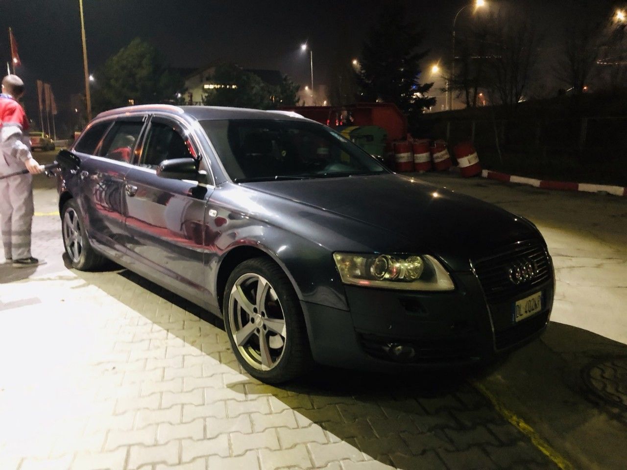 Cumpar masini de vinzare urgenta. Piese Audi si WV foto 8