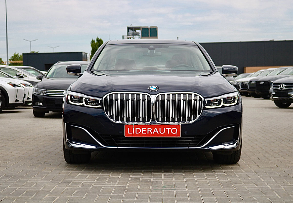 BMW 7 Series foto 1